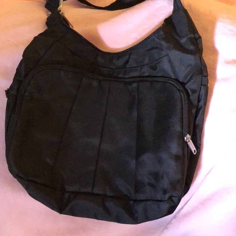 Travelon RDIF crossbody bag